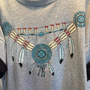 Aztec Southwestern design Women's Gray Graphic Top size XL